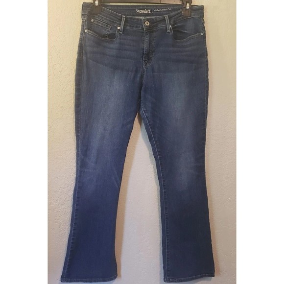 Levis Signature Jeans Womens Size 12 Medium Wash Bootcut Mid Rise - Picture 1 of 8